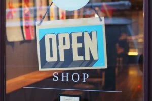 Comment être visible en ligne sans site web ?